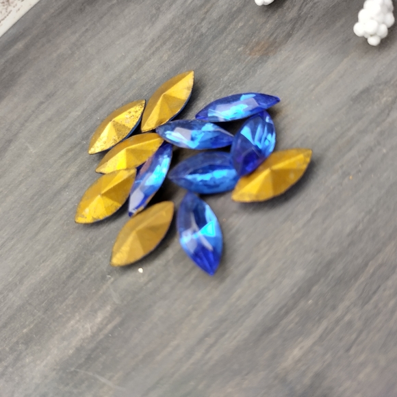 Vintage Sapphire Navettes For Jewelry Making 20 Stones Per Set - Picture 8 of 9